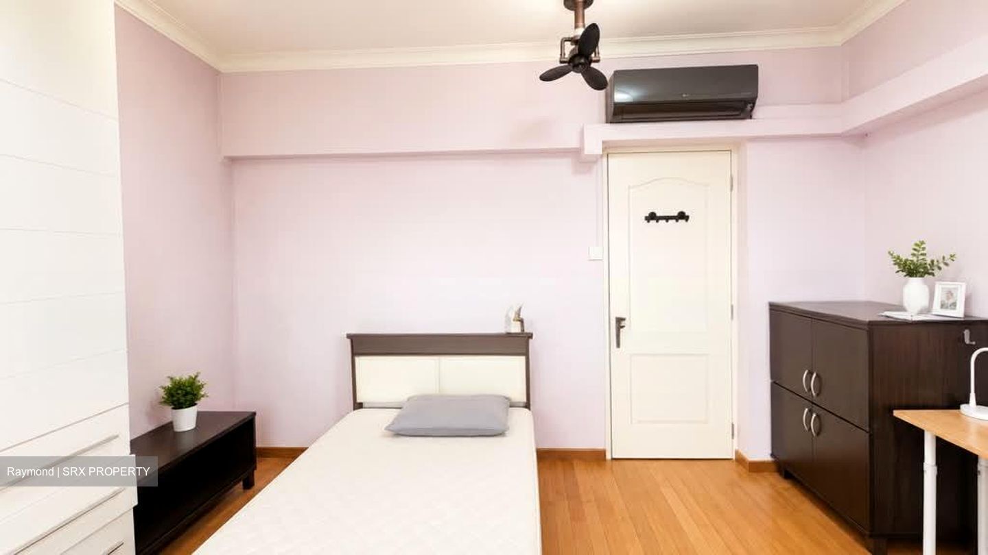 Blk 559 Jurong West Street 42 (Jurong West), HDB Executive #586812741
